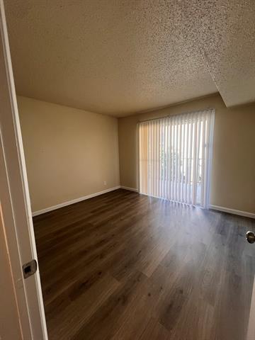 Foto del edificio - 6050 Melody Ln