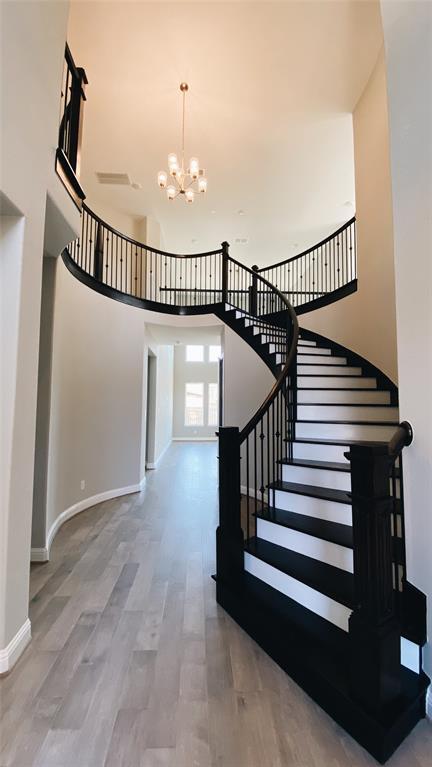Building Photo - 6735 Matthews Way