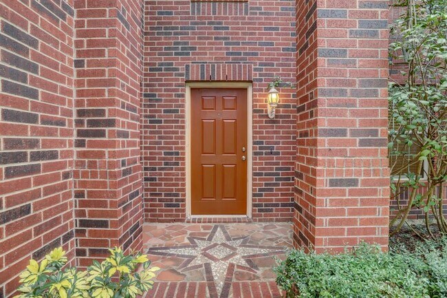 Foto del edificio - 3719 Norwood Glen Ln