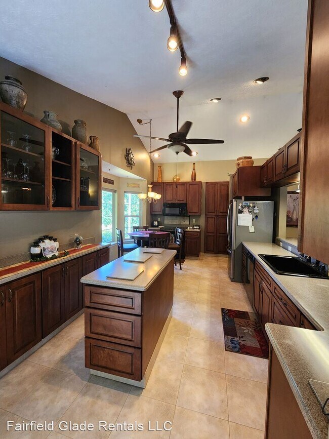 Building Photo - 3 br, 2 bath House - 113 Farrington Rd