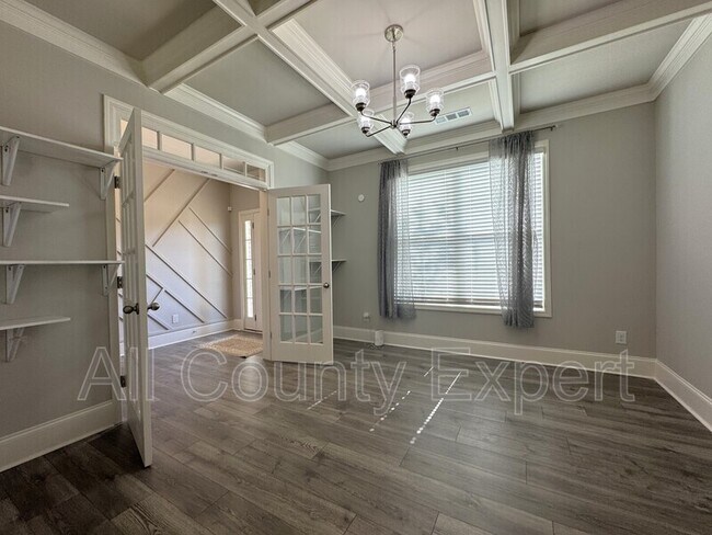 Foto del edificio - 5145 Explorer Ln