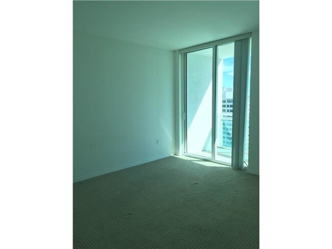 Building Photo - 951 Brickell Ave