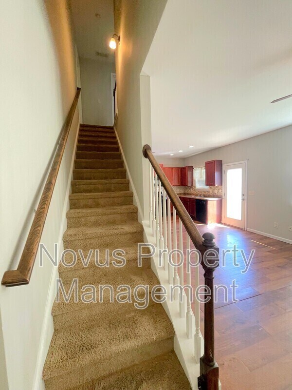 Building Photo - 149 High Point Way