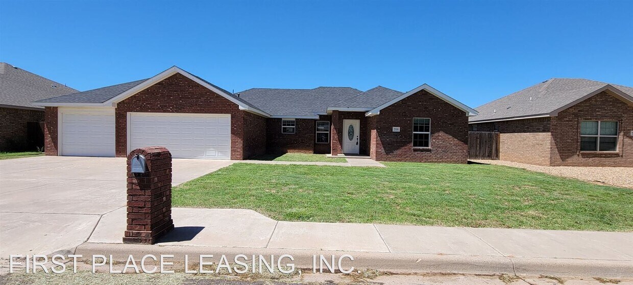 4 br, 3 bath House 2116 Howard Cowper Dr. House Rental in Clovis