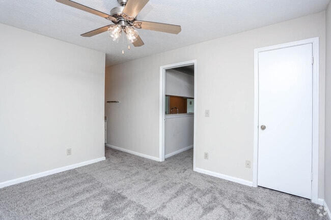 2BR, 2BA - 1,000 SF - Quail Ridge Apartments