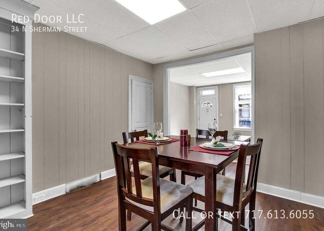 Building Photo - 34 N Sherman St