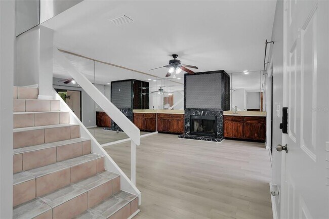 Foto del edificio - 15217 W Pond Woods Dr