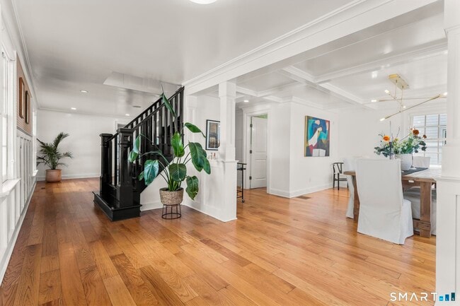 Foto del edificio - 275 Lalley Blvd