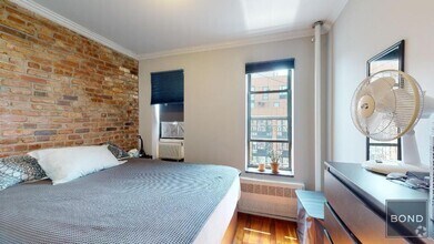 Building Photo - 1590 Lexington Ave
