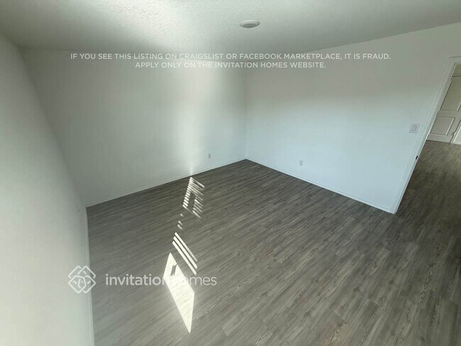 Foto del edificio - 14331 Estuary Pl