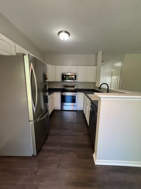 Building Photo - 696 Wilke Pl