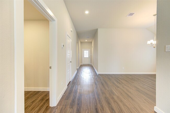 Foto del edificio - 7639 Tramontana Ln