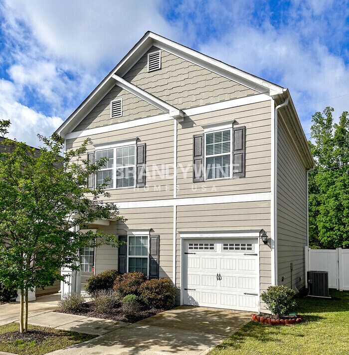 Foto principal - 108 Howard Ave