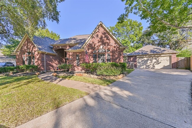 Building Photo - 2334 Pin Hook Ct