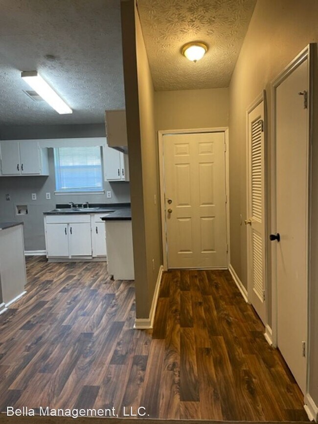 Foto del edificio - 5 br, 2 bath House - 2186 JONATHAN AVE