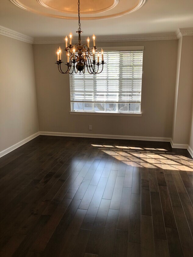 formal dining room - 11745 Montana Ave