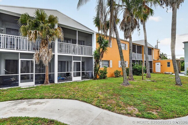 Foto del edificio - 1505 Crescent Cir