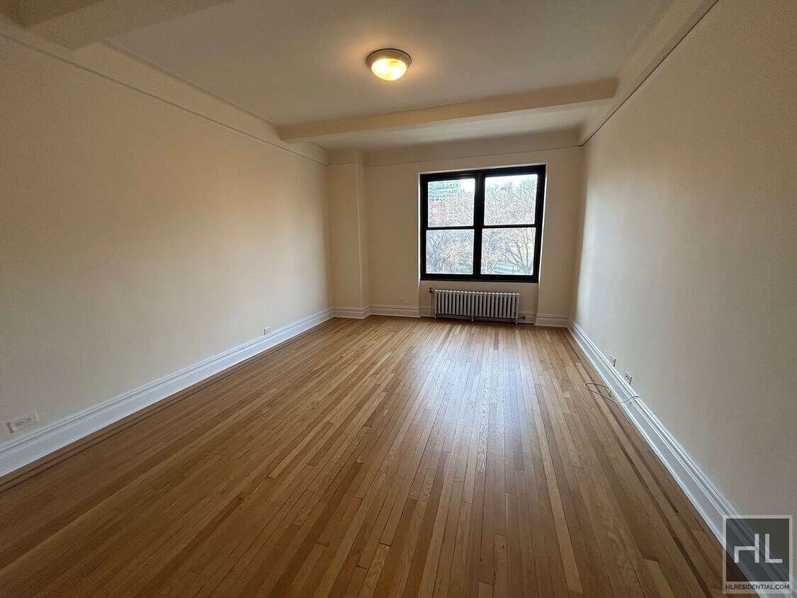 Foto principal - SECOND AVENUE