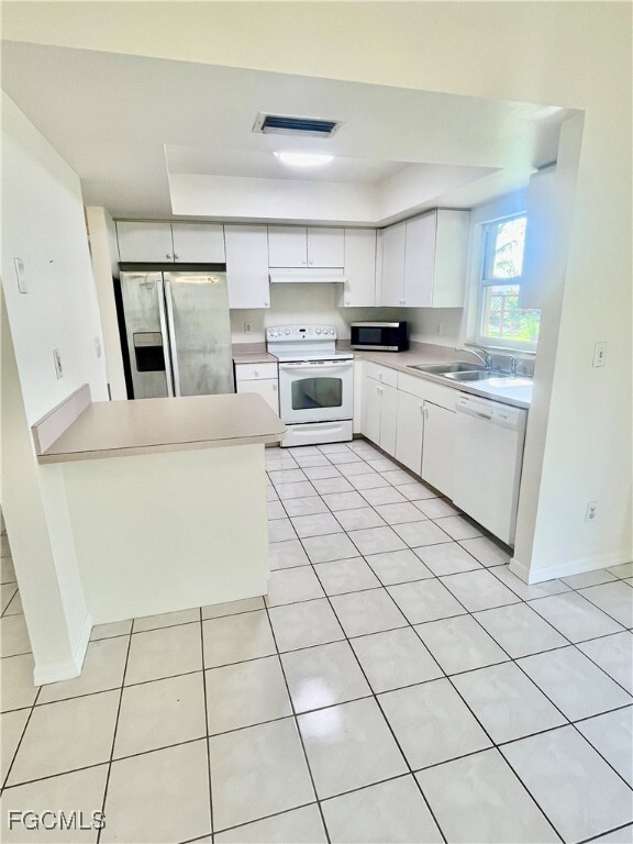 Foto del edificio - 2110 SE 8th Pl