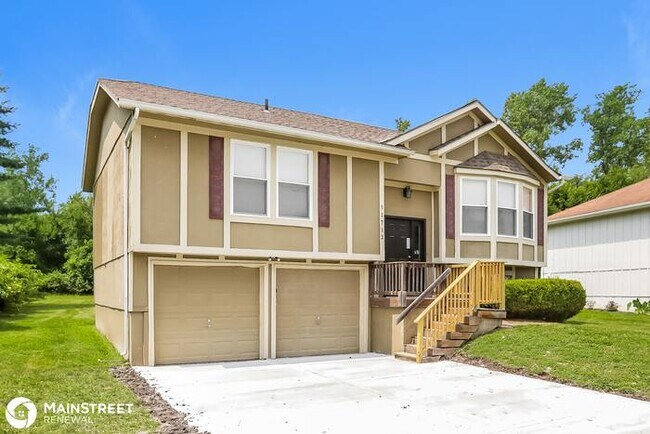 Building Photo - 11712 Crystal Dr