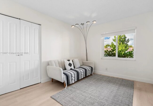 Habitación de invitados - 5036 NW 66th Ln