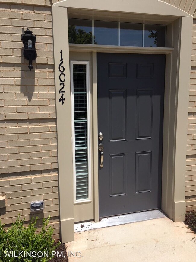 Foto del edificio - 3 br, 3.5 bath House - 16024 Madison Ridge Pl