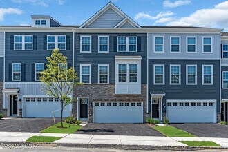 Building Photo - 8 Rothbury Ct