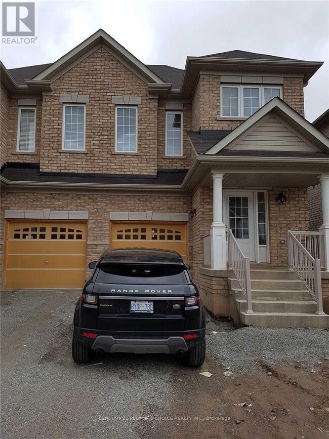 Building Photo - 38 Yardley Cres