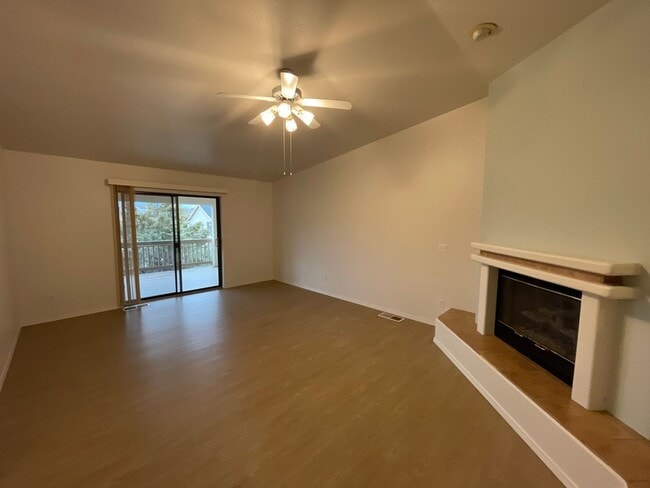 Building Photo - APPLY NOW - 2485 N Leah Lane