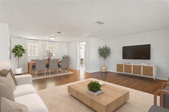 Foto del edificio - 4032 Westwood Dr