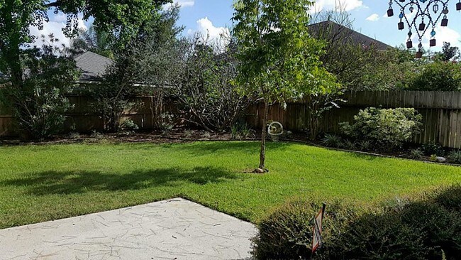 Foto del edificio - 9035 Memorial Creek Dr