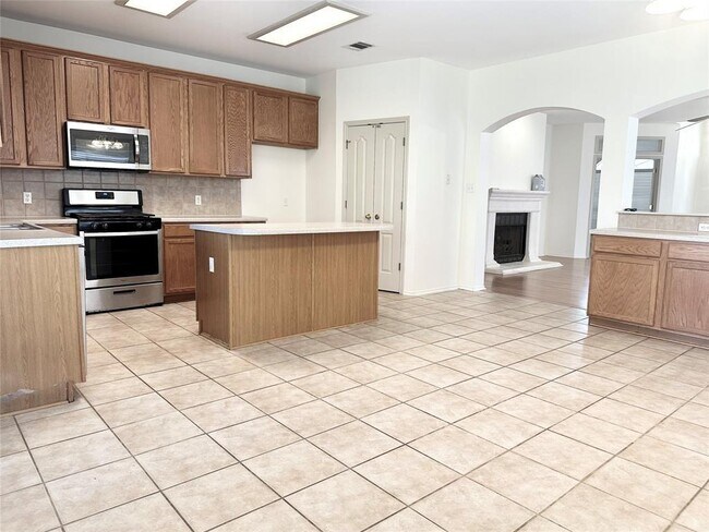 Building Photo - 4512 Steed Dr
