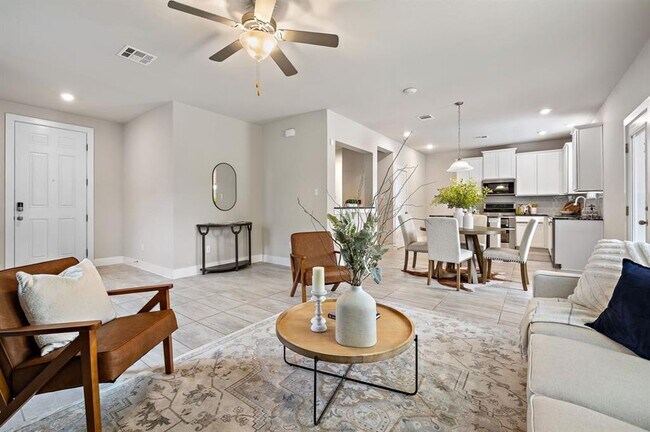 Foto del edificio - 3605 Talladega Trce