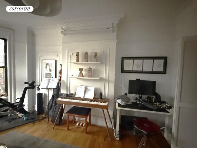 Foto del edificio - 1211 8th Ave