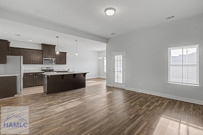 Foto del edificio - 20 Fuller Wy NE