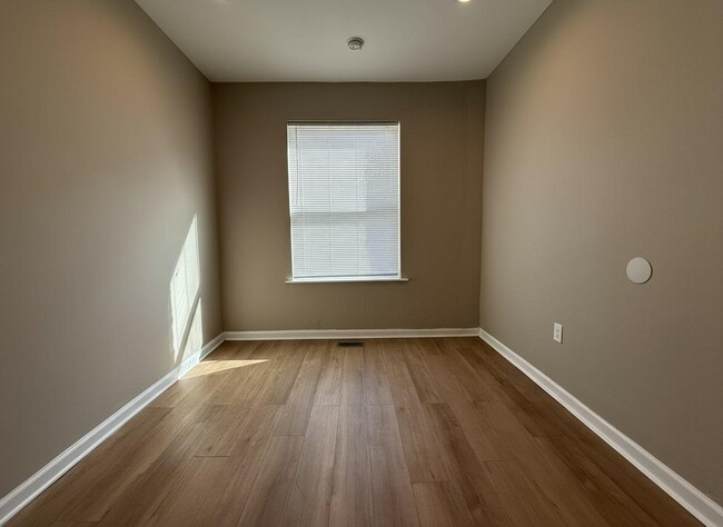 Foto del edificio - 978 n 45th-1