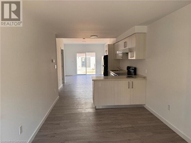 Building Photo - 90 HighRiver Trl