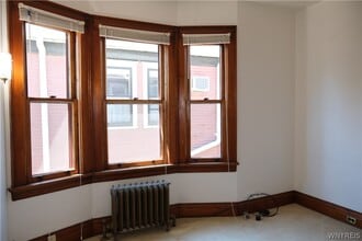 Building Photo - 753 Lafayette Ave