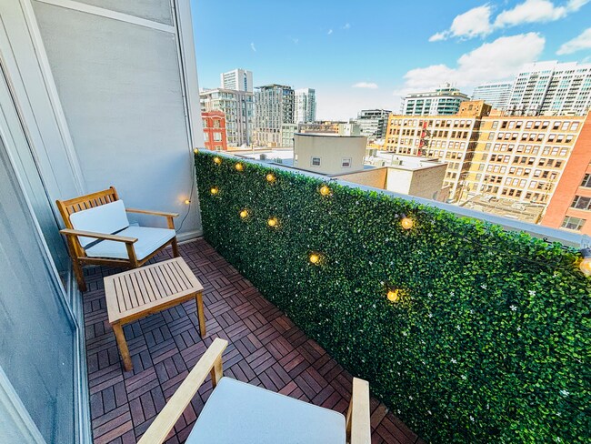 Foto del edificio - 630 N Franklin St