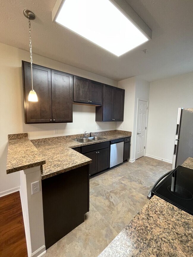 Foto del edificio - 2875 Congers Creek Rd