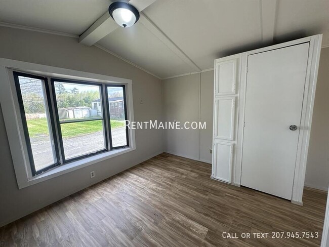 Building Photo - 438 Finson Rd