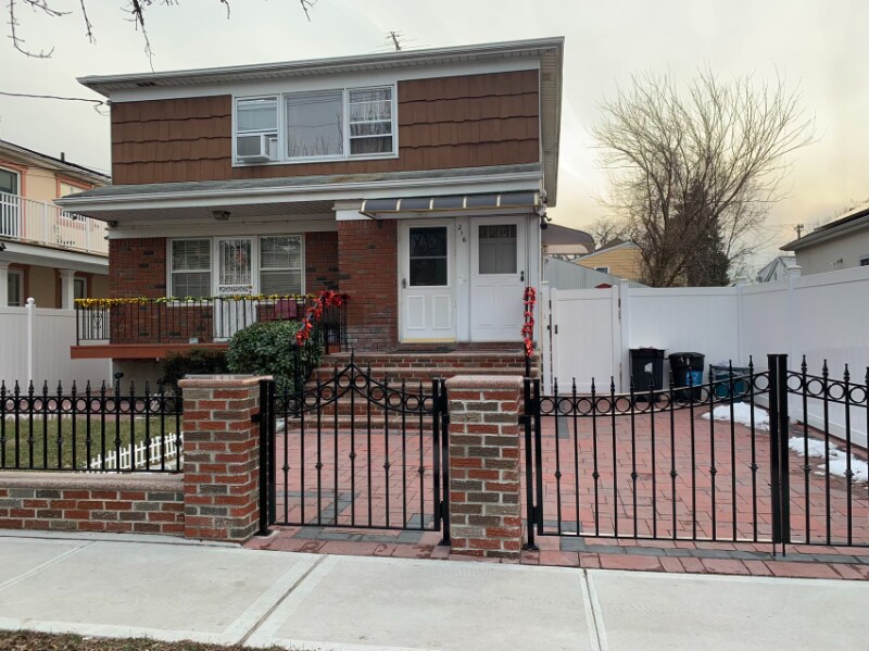 216 Garretson Ave, Staten Island, NY 10305 House Rental in Staten Island, NY