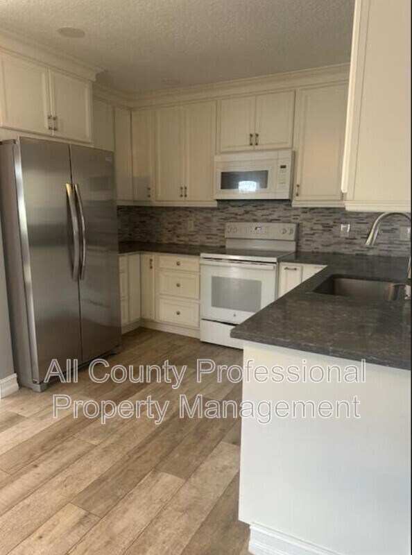 Foto del edificio - 15109 Jackson Rd