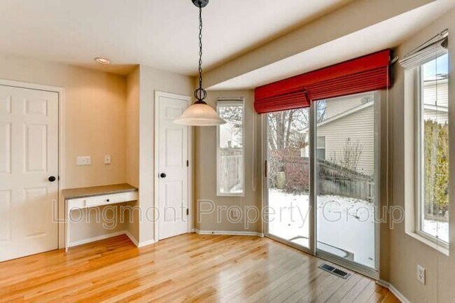 Building Photo - 1202 Fall River Cir