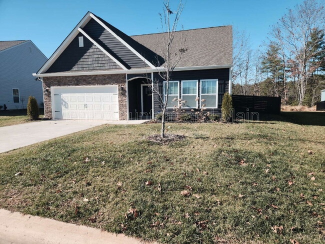 Building Photo - 299 Ridgeview Ln