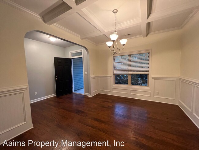 Building Photo - 3 br, 2 bath House - 104 Ginseng Street