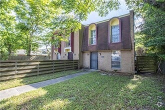 Building Photo - 2452 Copernicus St