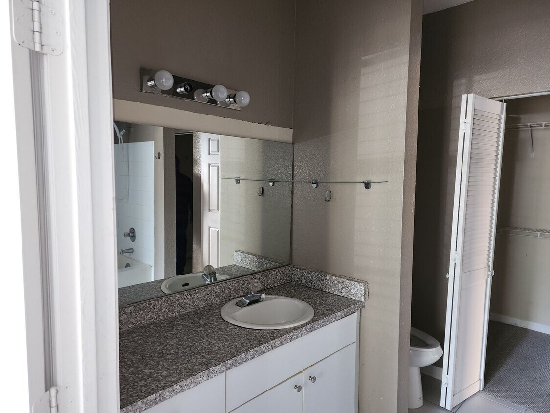 Foto del edificio - 1 Bedroom 1 bathroom condo