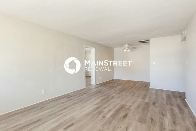 Foto del edificio - 3 Bedroom Pet-Friendly Home in TUCSON, AZ with Main Street Renewal