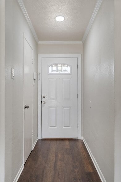 Foto del edificio - 2717 W Oakdale Rd
